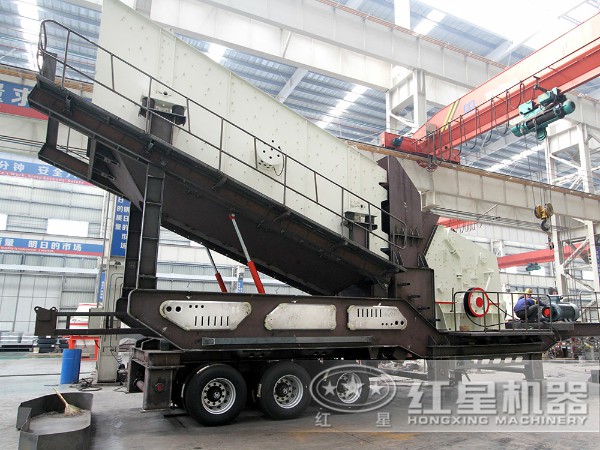 移動(dòng)汽車載碎石子機(jī)：配反擊破