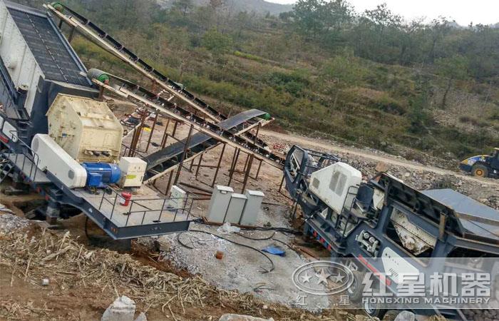 反擊式移動(dòng)破碎站行走自如，產(chǎn)量高