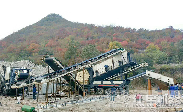 便捷式流動(dòng)石子機(jī)作業(yè)現(xiàn)場(chǎng)